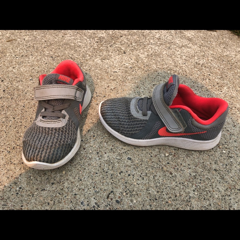 Nike Sz9 Girls